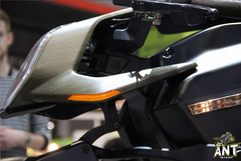 Arc Vector Wind Shield