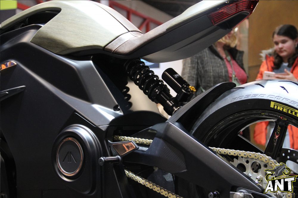 Arc Vector Back View